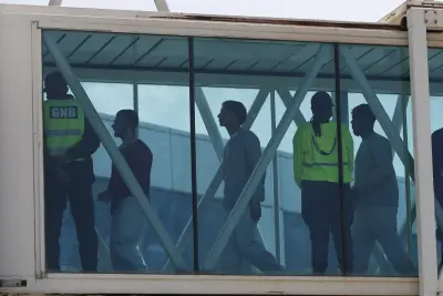 Supreme Court Blocks, for Now, New Deportations Under Alien Enemies Act